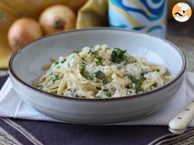 Pâtes crémeuses à l'oignon: un plat savoureux et bon marché! - photo 3