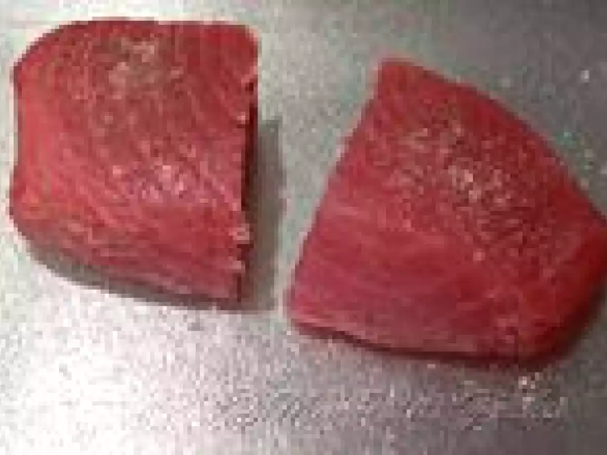 Pavé de Thon à la Tapenade et Croustilles Vertes - photo 3