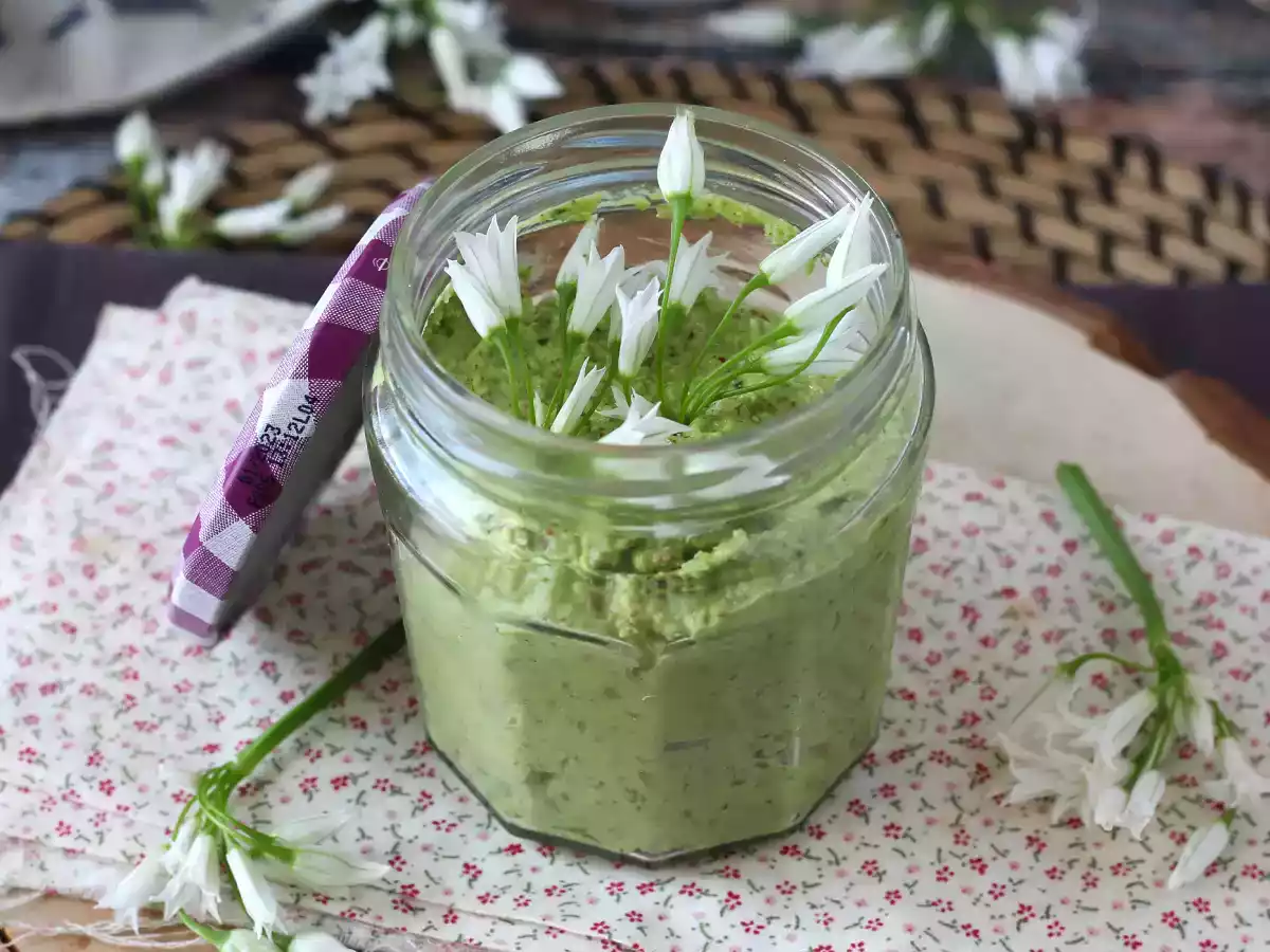 Pesto à l'ail des ours, parfumé et super savoureux!