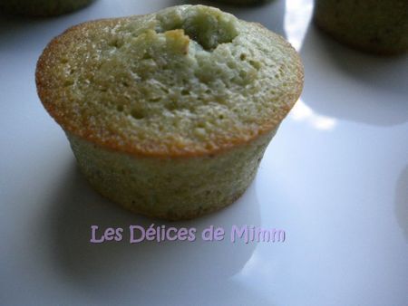 Mousse à la crème de pistache et blancs d'oeufs - Recette Ptitchef