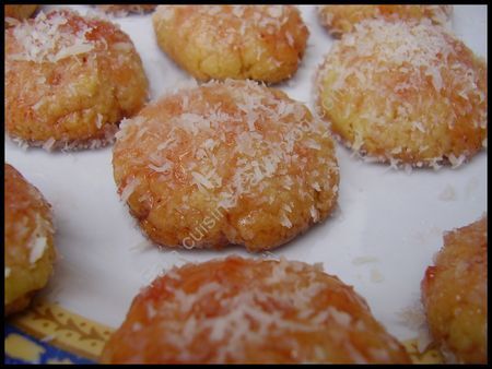 Petits Gateaux Fondants A La Noix De Coco Recette Ptitchef