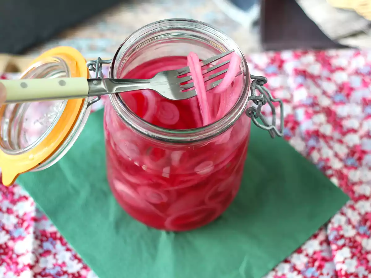 Pickles d'oignon rouges, parfaits pour rehausser vos plats ! - photo 3