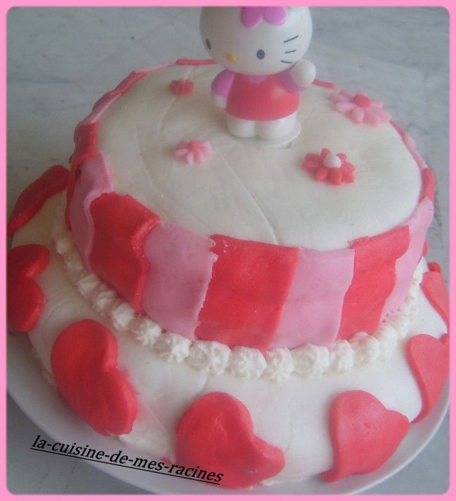 Piece Montee Hello Kitty Cake Recette Ptitchef