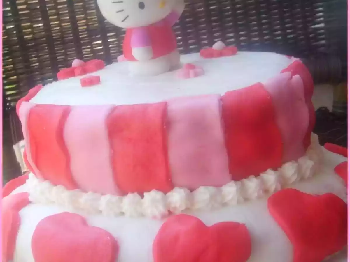 Pièce montée hello kitty cake. - photo 3