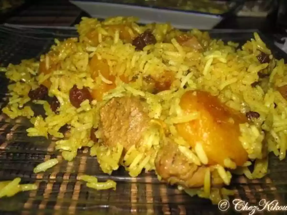 Pilaf perse à l'agneau et aux abricots