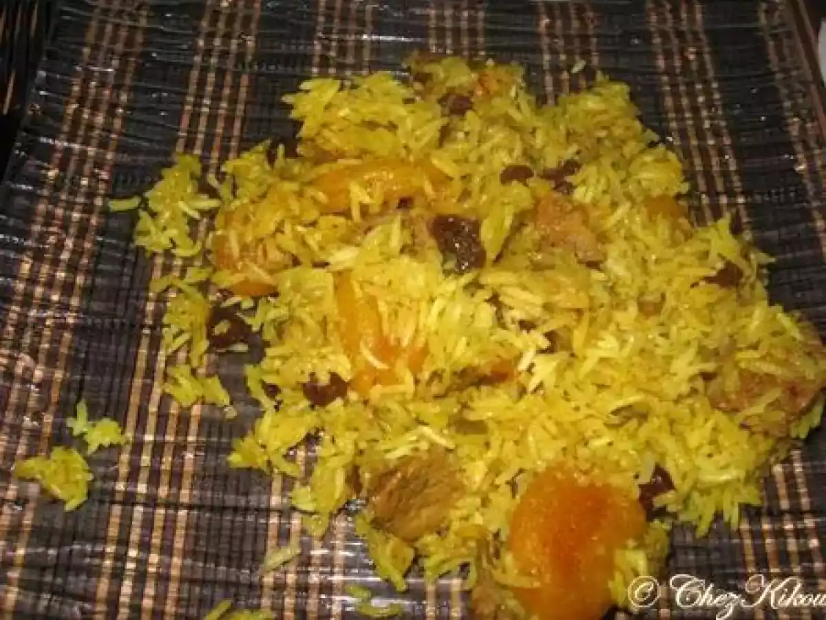 Pilaf perse à l'agneau et aux abricots - photo 2