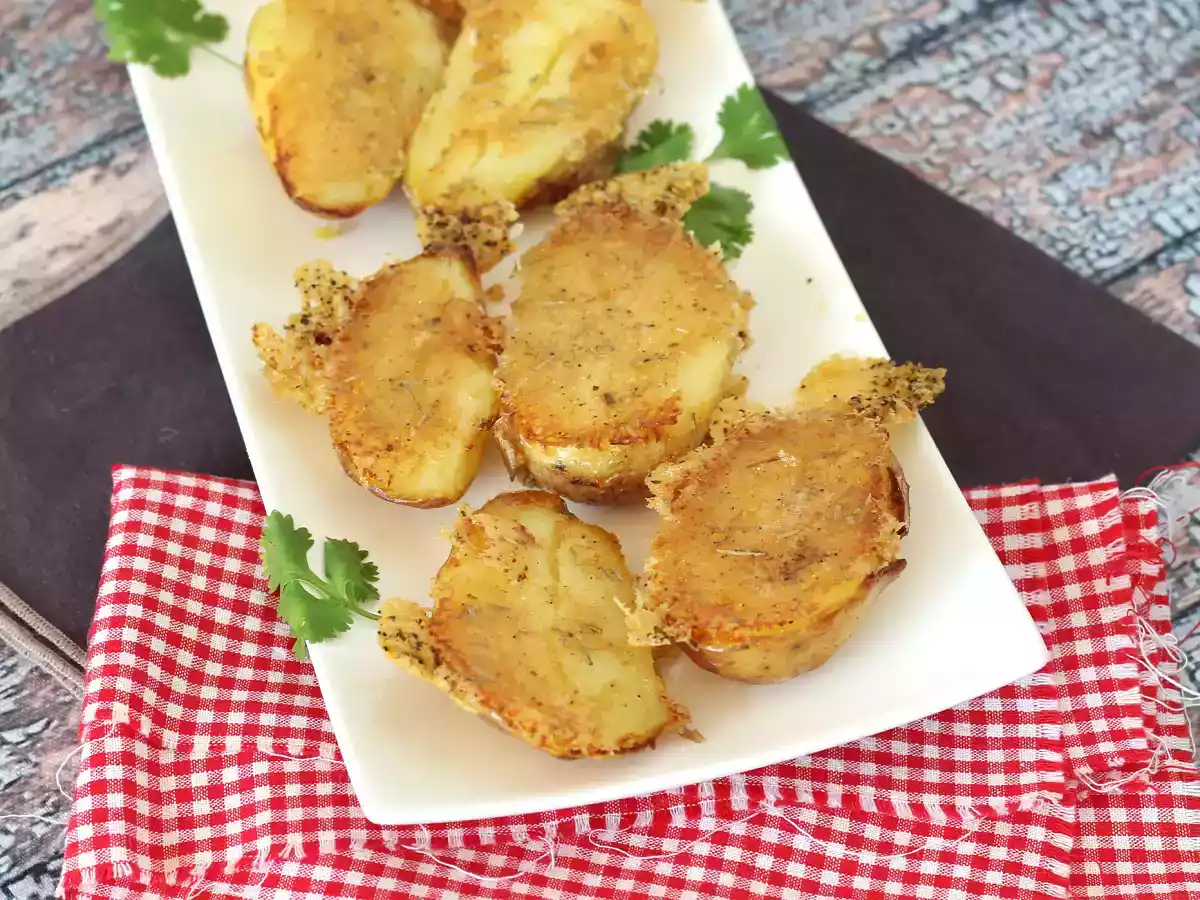 Pommes de terre croustillantes au parmesan, la recette économique que tout le monde adore ! - photo 4