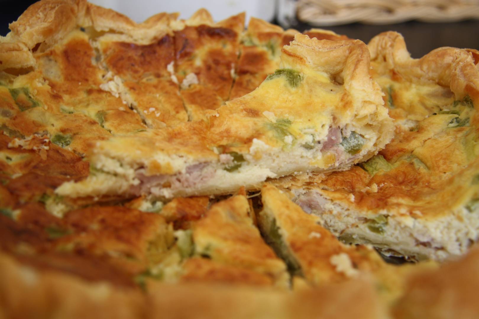 Quiche Au Thon Et Au Poivron Recette Ptitchef