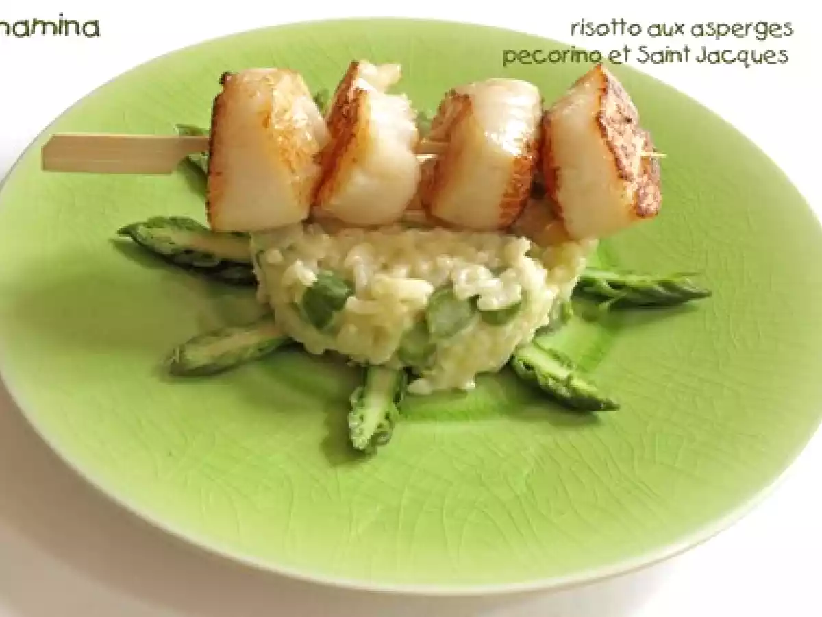 Risotto aux asperges vertes, coquilles Saint Jacques et pecorino romano