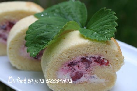 Roule Aux Fraises Et Mascarpone Recette Ptitchef