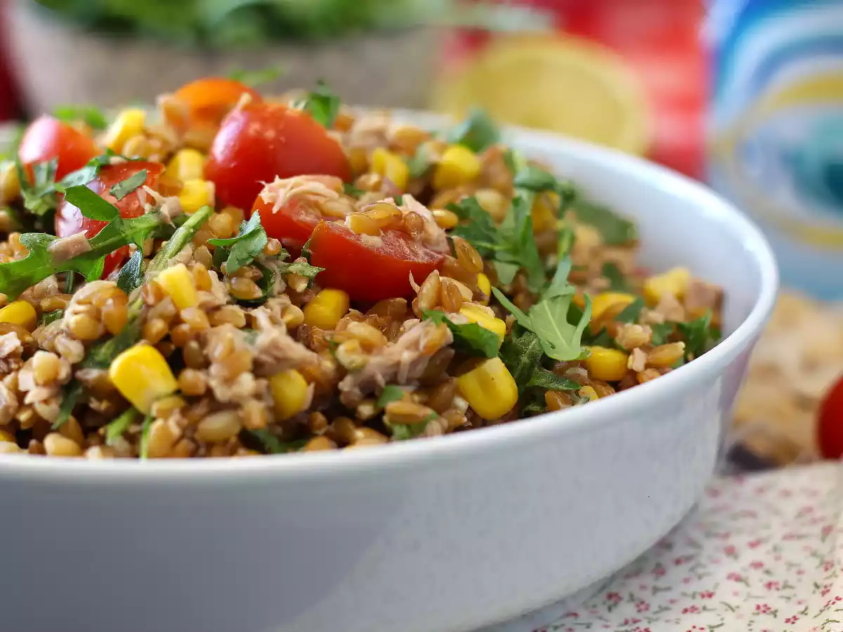 Salade d'épeautre, thon et tomates cerises : une recette légère et savoureuse! - photo 2