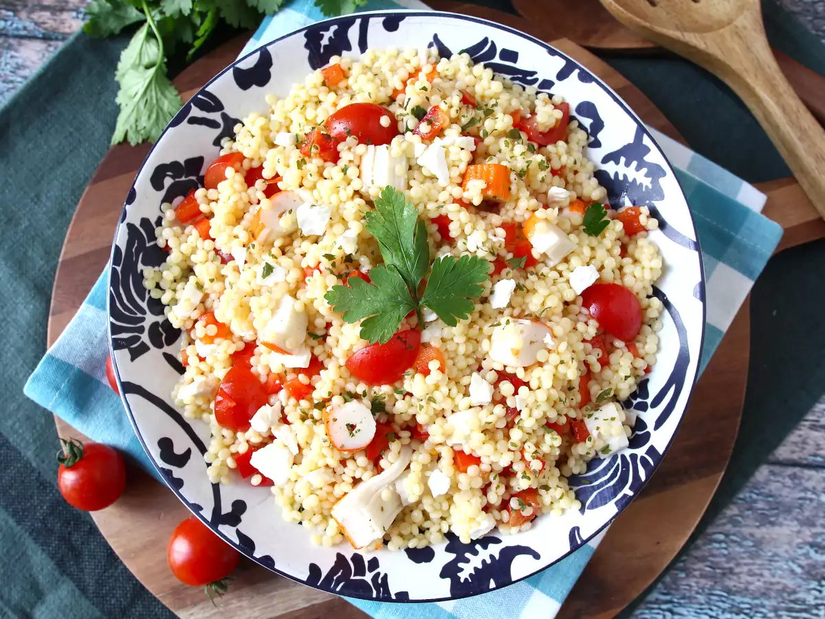 Salade de couscous perlé au surimi : fraîche, facile et parfaite pour l’été - photo 7
