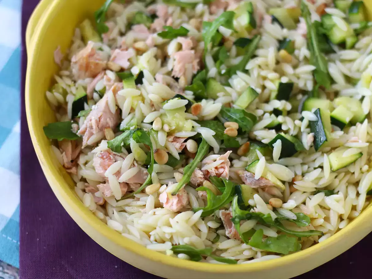 Salade de pâtes orzo au saumon et à la courgette - photo 2