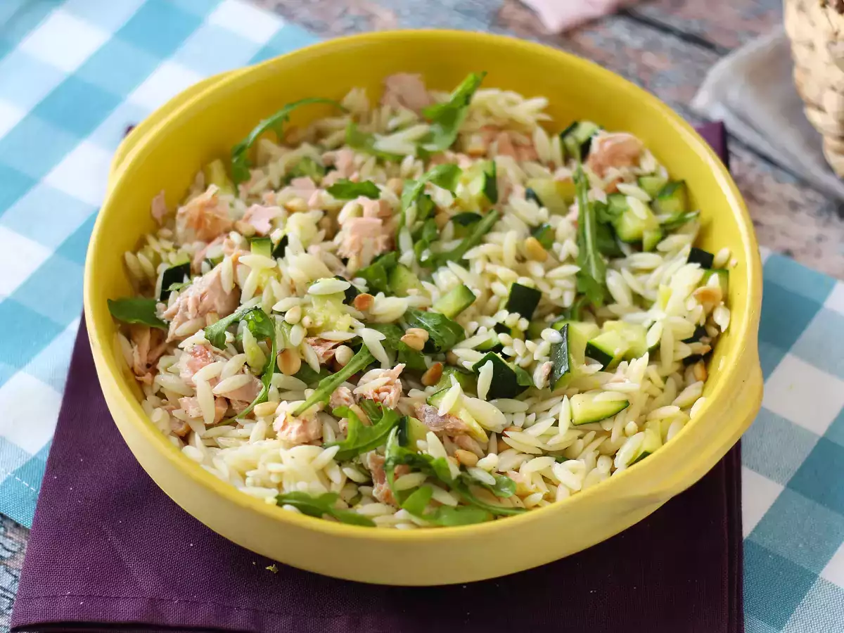 Salade de pâtes orzo au saumon et à la courgette - photo 3
