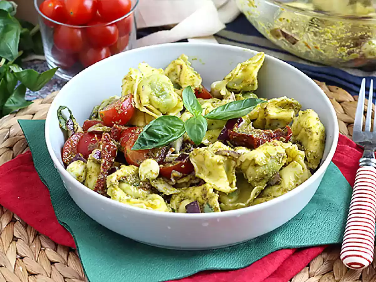 Salade de tortellini au pesto
