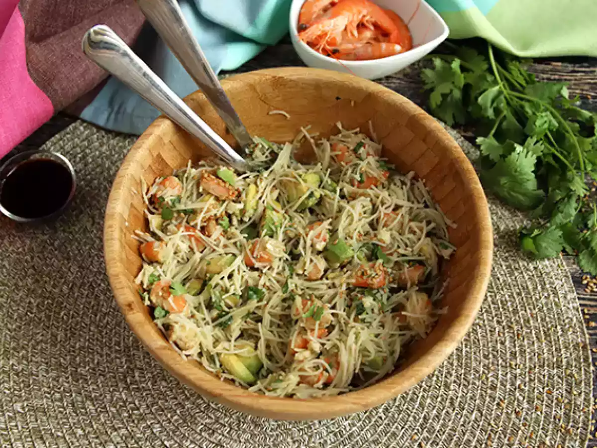 Salade de vermicelles, crevettes, avocat, oeuf et coriandre - photo 4