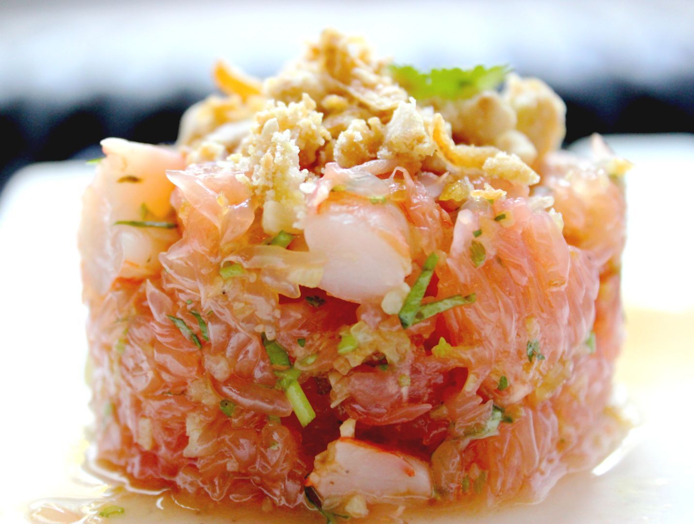 salade thaïe de pamplemousse crevettes recette ptitchef