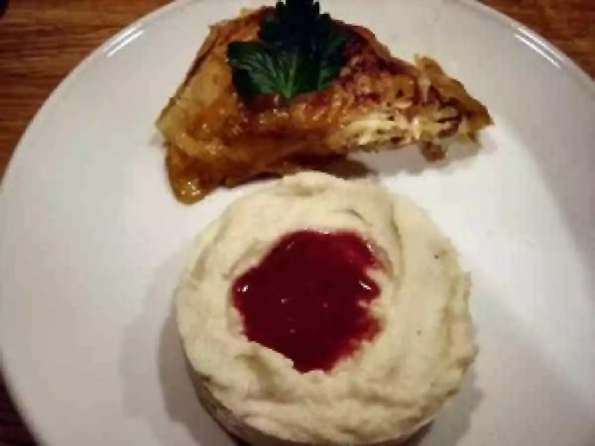 Sauce aux airelles et purée de céleri