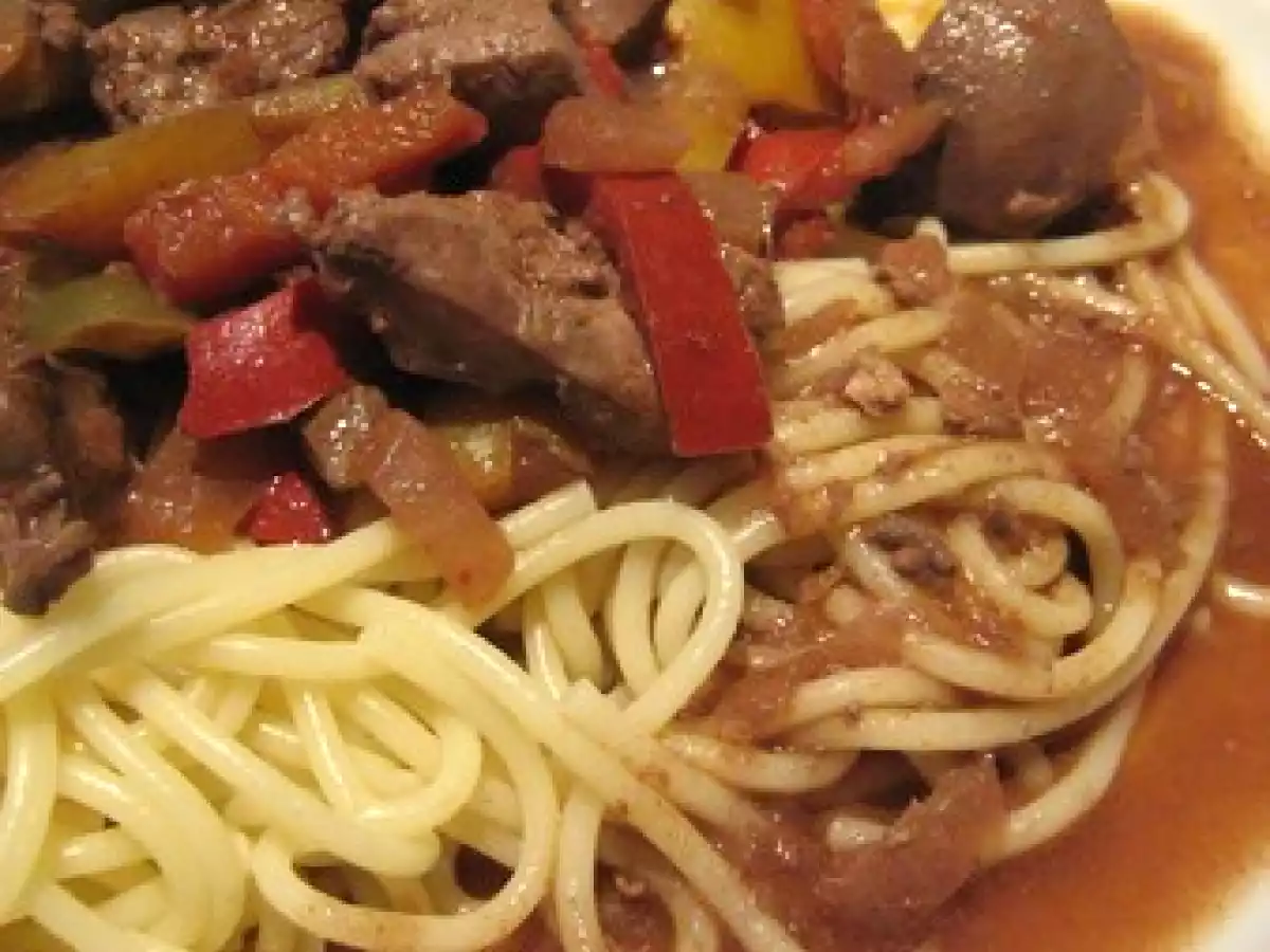 Sauce aux foies de volaille et poivrons