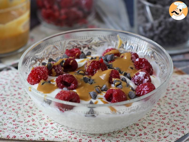 Skyr bowl aux fruits rouges, beurre de cacahuètes et chocolat - photo 3