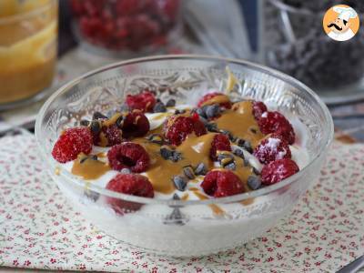 Skyr bowl aux fruits rouges, beurre de cacahuètes et chocolat - photo 3