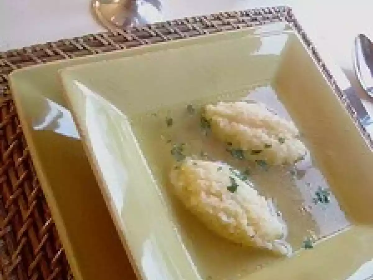 SLOVENIAN STOCK WITH SEMOLINA DUMPLINGS - BOUILLON SLOVENE AUX GNOCCHIS DE SEMOULE - photo 2