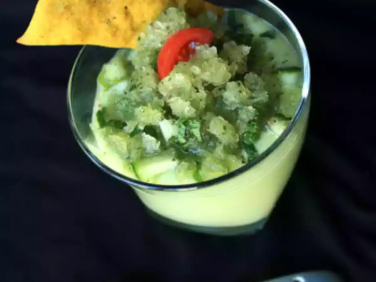 Soupe froide d'avocat au citron vert, granité concombre menthe