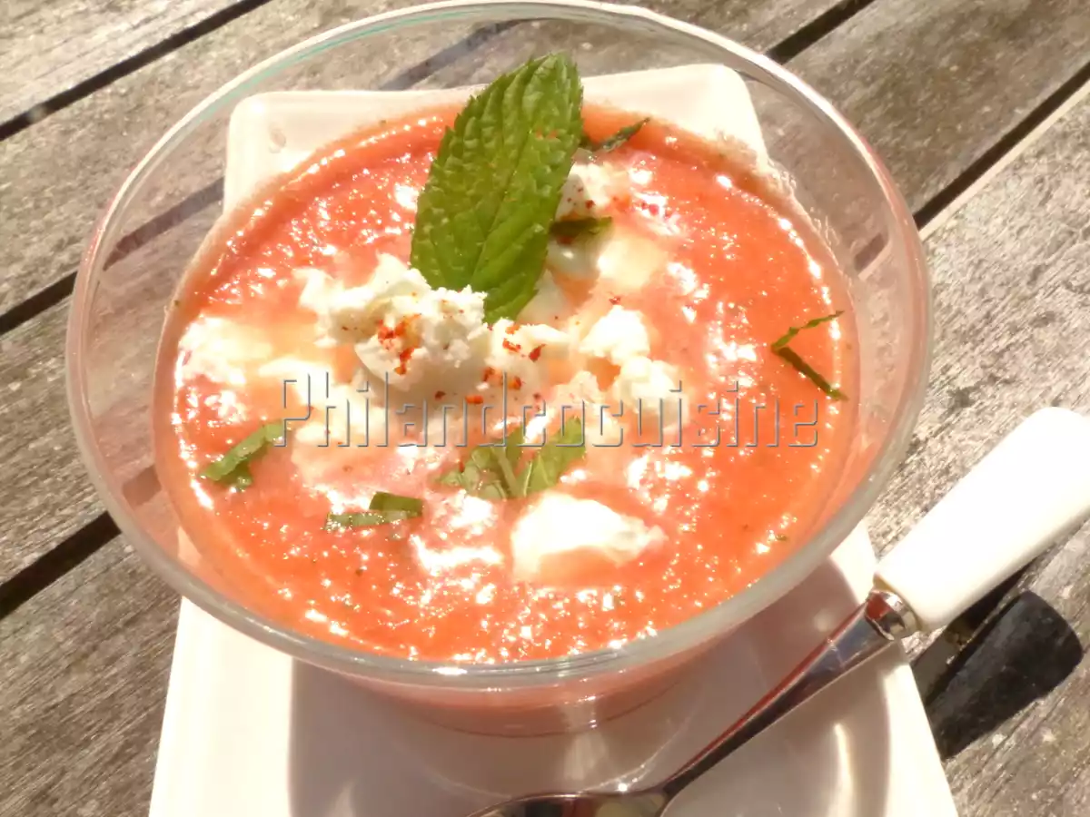 Soupe froide tomate, pastèque, menthe avec ou sans feta - photo 2