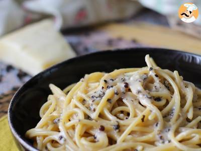 Spaghetti cacio e pepe: 3 ingrédients pour une explosion de saveurs! - photo 3