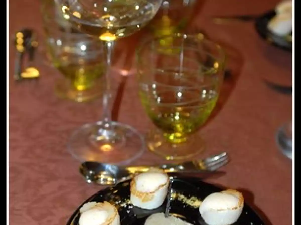 St Jacques snackées, orange poudre et écume, mousseline de topinambours... - photo 2