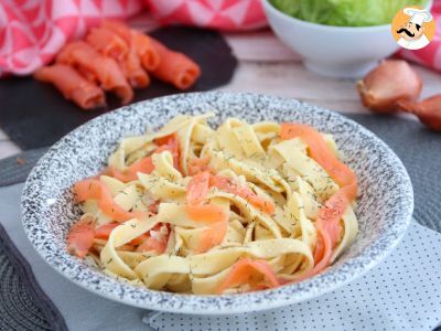 Tagliatelles Au Saumon Fumé Et à Laneth