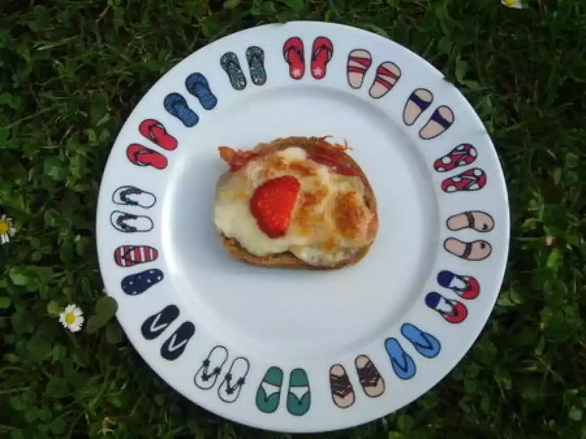 Tapas tartine jambon / chèvre / fraise, une vraie découverte - photo 2