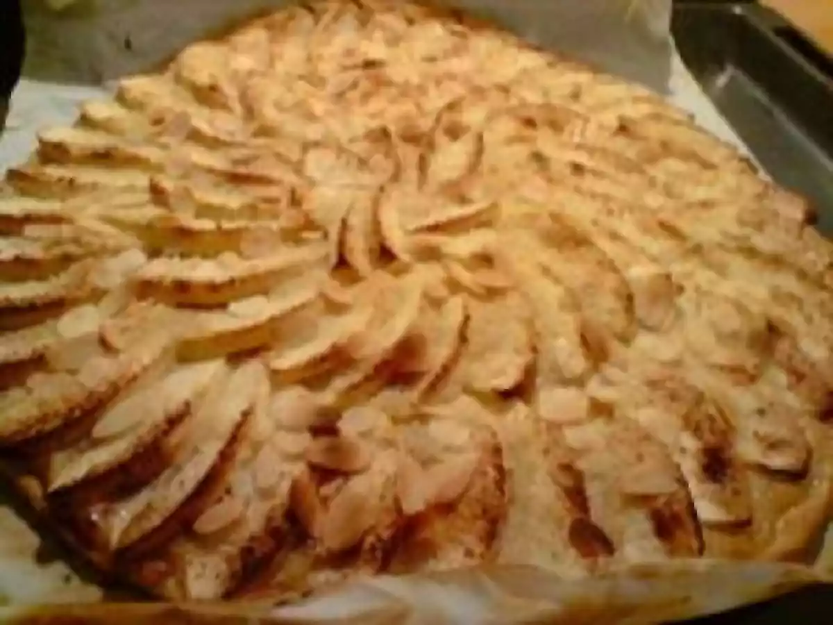 Tarte fine pomme, banane et amandes