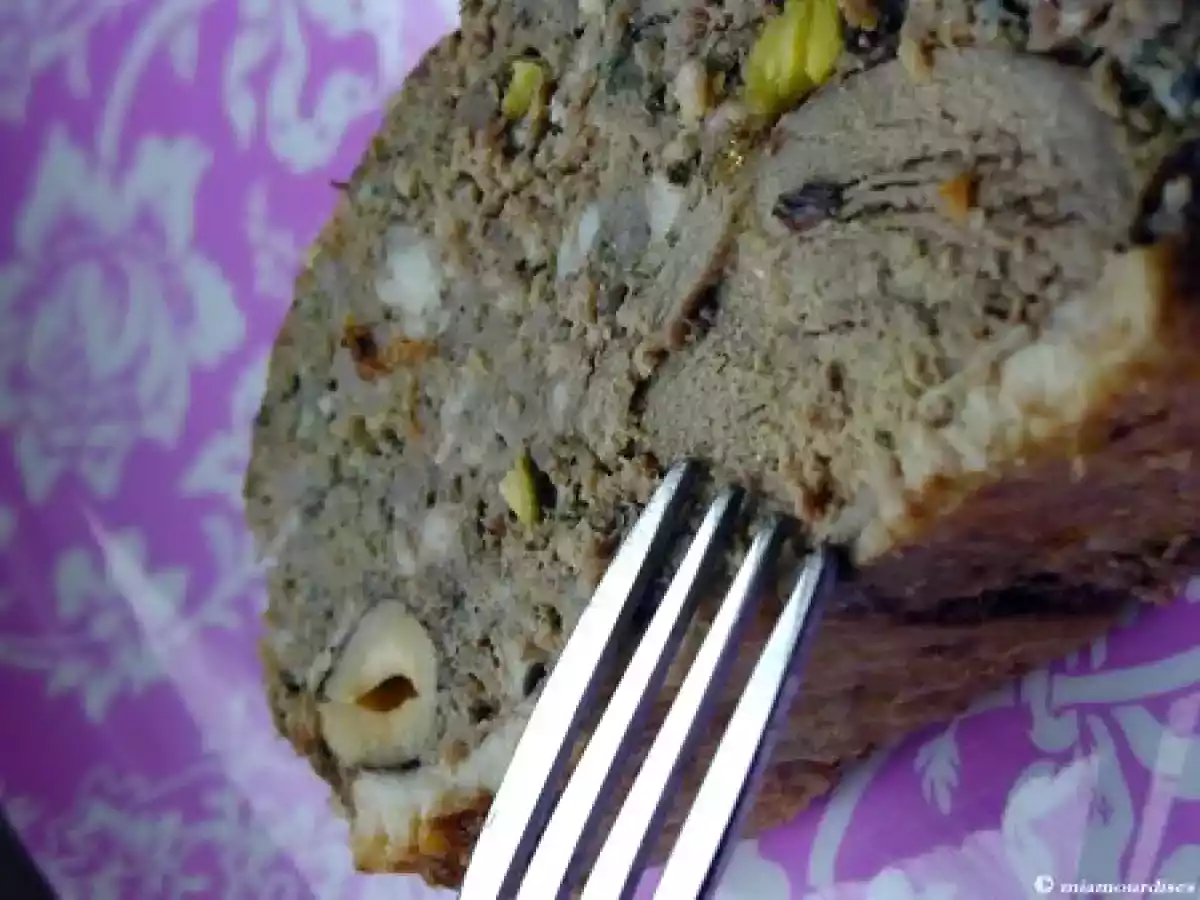 Terrine de canard aux pistaches et aux noisettes - photo 2