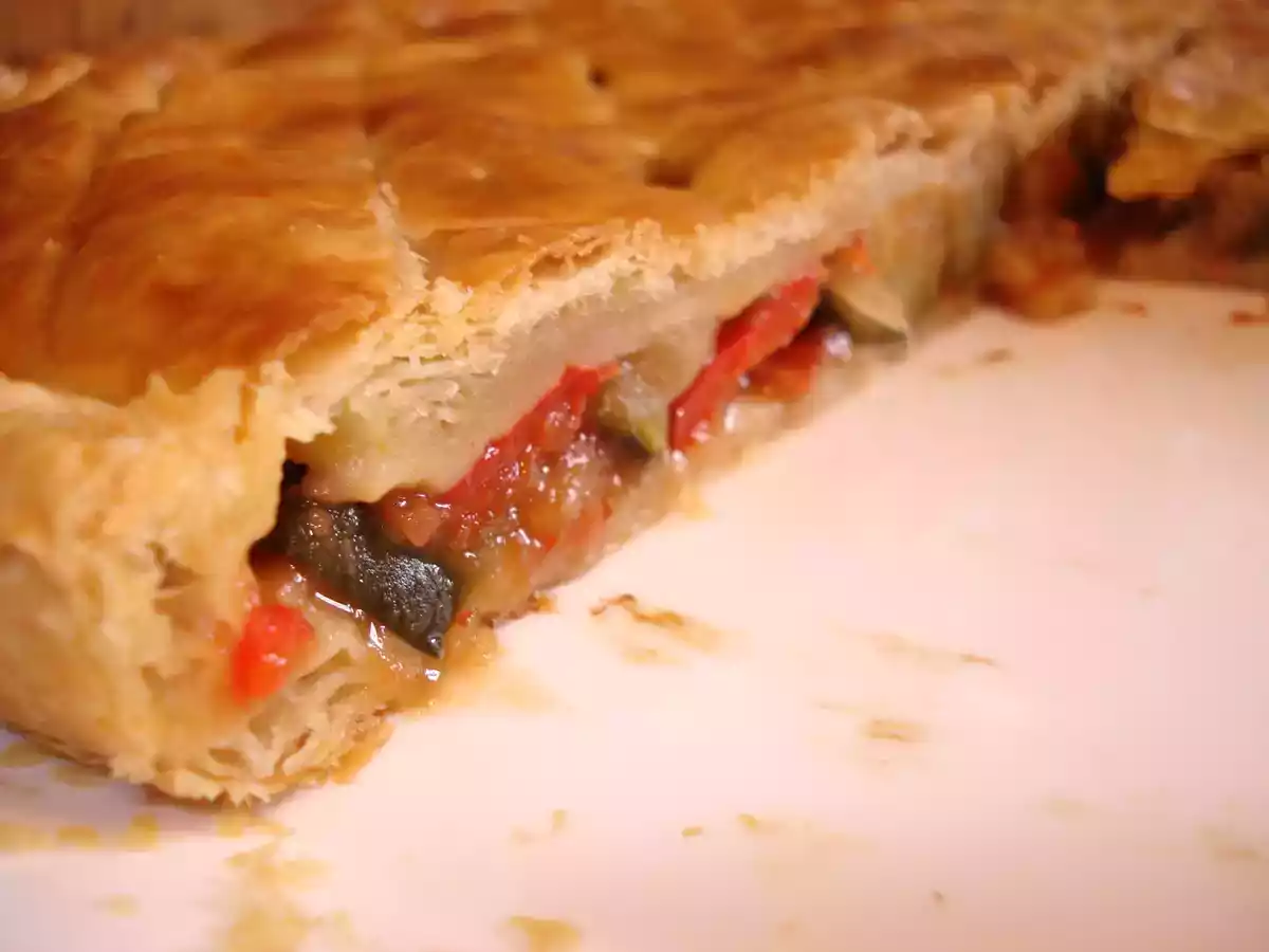 Tourte feuilletée à la ratatouille. - photo 2
