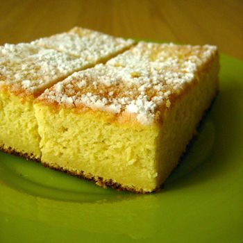 Un Gateau Comme Une Eponge Au Citron Moelleux Fondant Humide Etc Recette Ptitchef