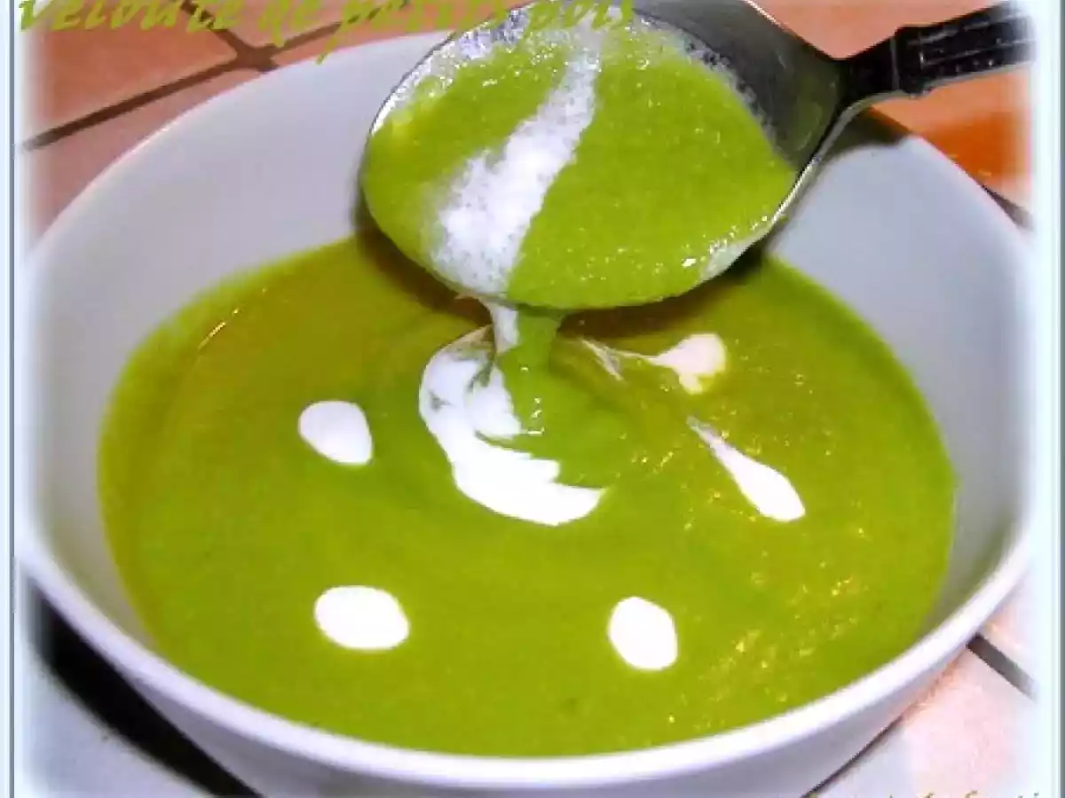 velouté de petits pois à la crème de soja