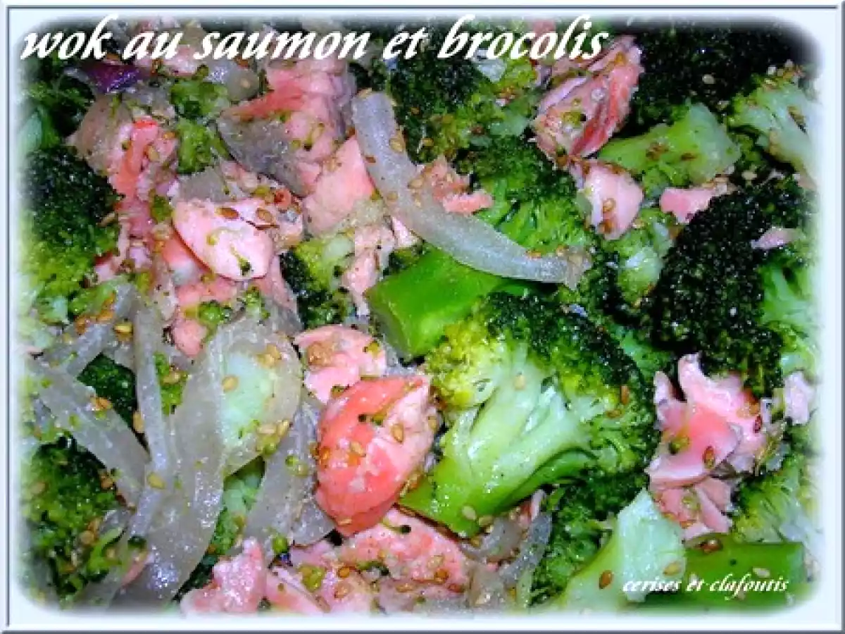 WOK AU SAUMON ET BROCOLIS